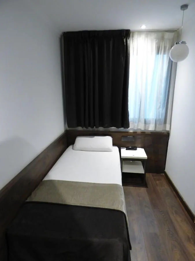 Moderno Hotel Barcelona