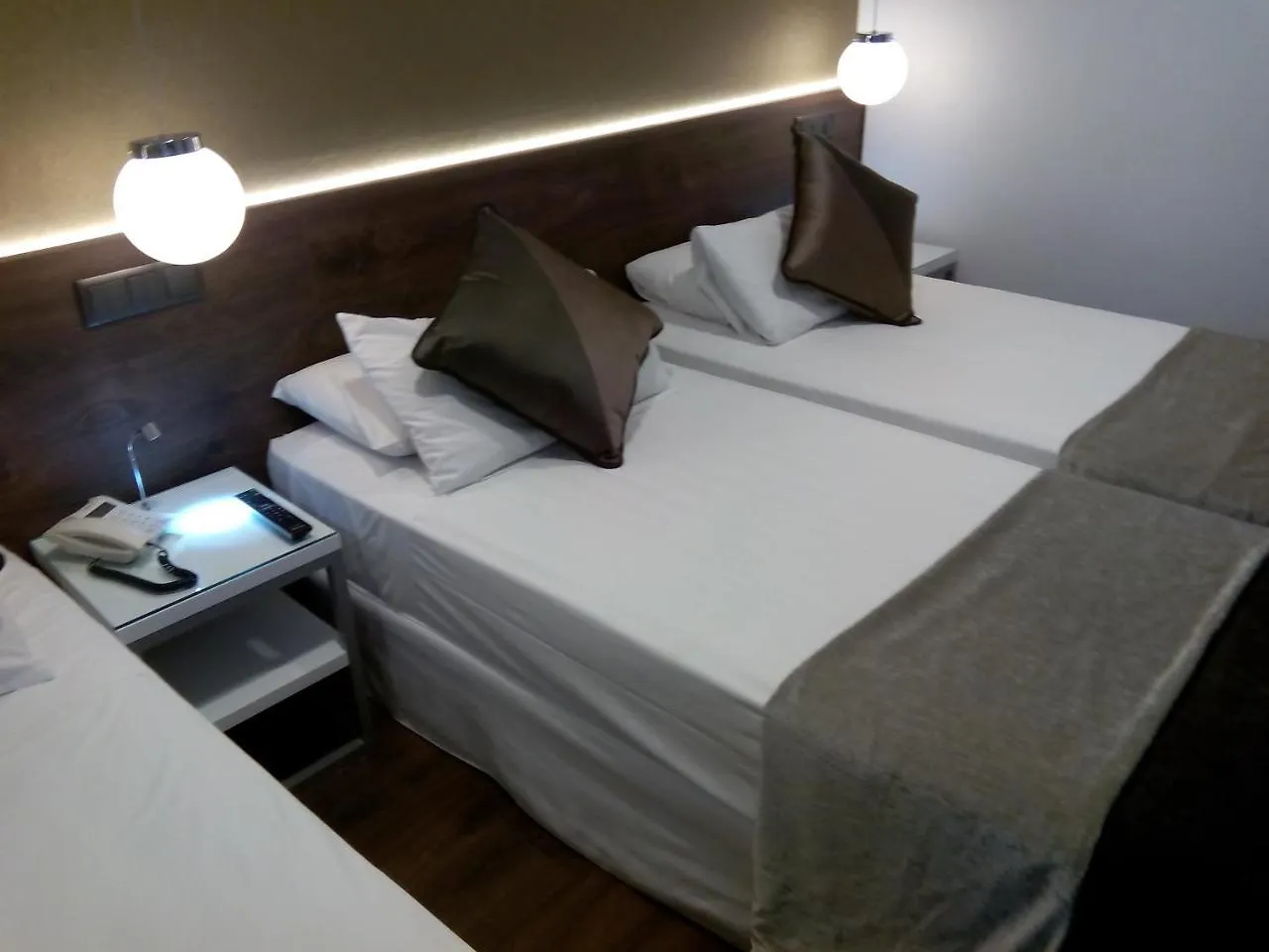 Moderno Hotel Barcelona